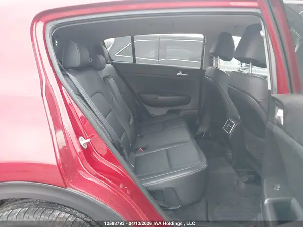 KNDPNCAC1J7336159 2018 KIA SPORTAGE - Image 8