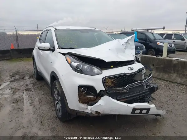KNDPNCAC1J7337120 2018 KIA SPORTAGE - Image 1