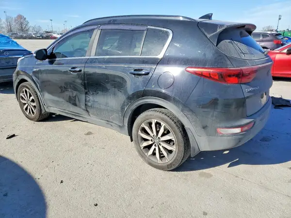 KNDPNCAC1J7403973 2018 KIA SPORTAGE - Image 2