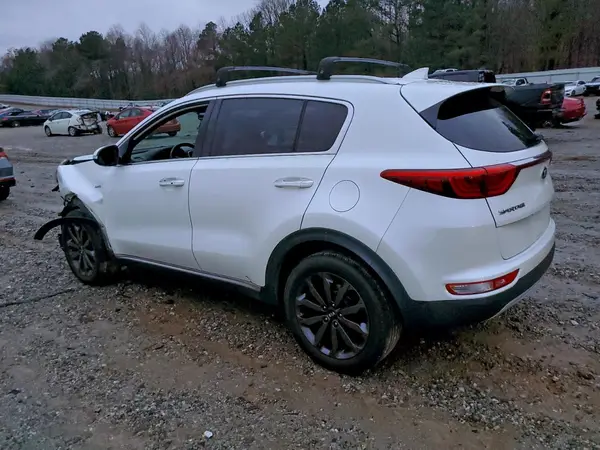 KNDPNCAC1J7410115 2018 KIA SPORTAGE - Image 2
