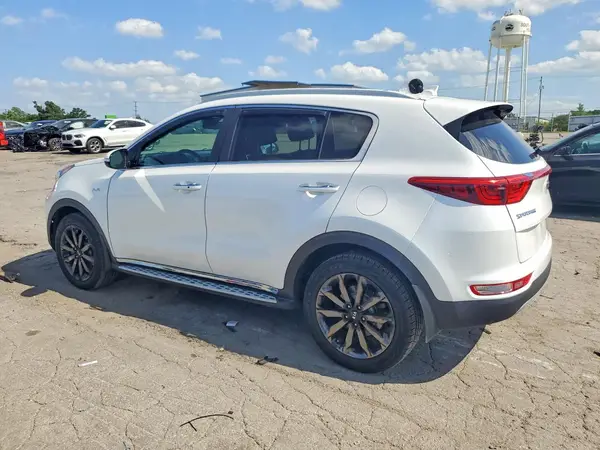 KNDPNCAC1J7443308 2018 KIA SPORTAGE - Image 2