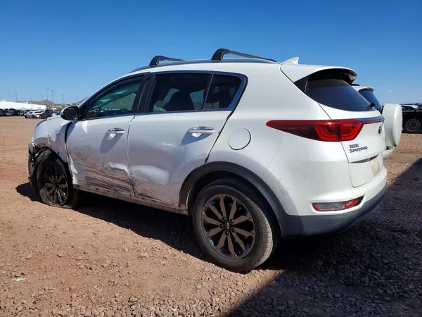KNDPNCAC1J7463249 2018 KIA SPORTAGE - Image 2