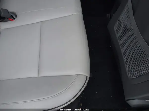 KNDPNCAC1J7487602 2018 KIA SPORTAGE - Image 8