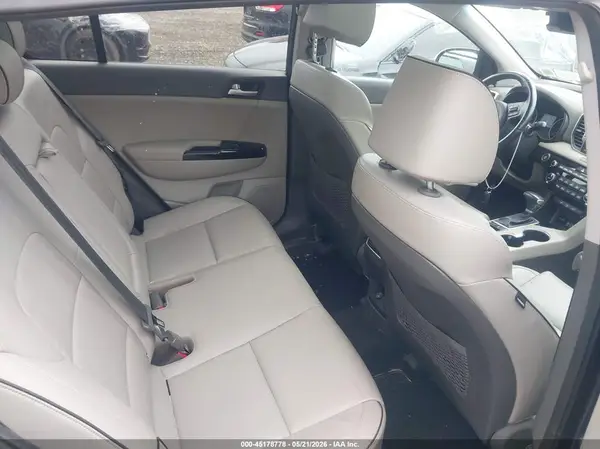 KNDPNCAC1K7519367 2019 KIA SPORTAGE - Image 8