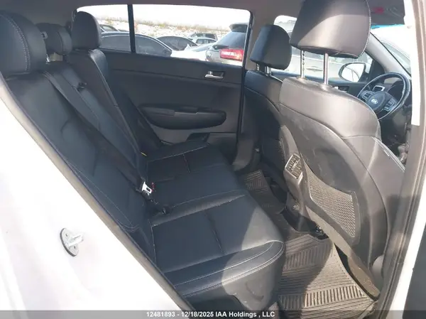 KNDPNCAC1K7569489 2019 KIA SPORTAGE - Image 8