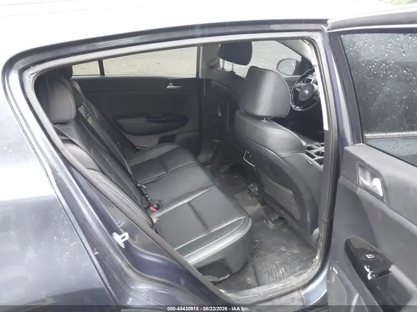 KNDPNCAC1K7589726 2019 KIA SPORTAGE - Image 8