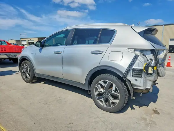 KNDPNCAC1L7704844 2020 KIA SPORTAGE - Image 2