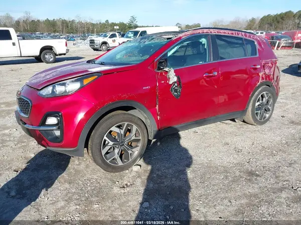 KNDPNCAC1N7956967 2022 KIA SPORTAGE - Image 2