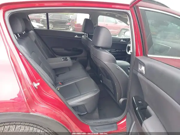 KNDPNCAC1N7957603 2022 KIA SPORTAGE - Image 8