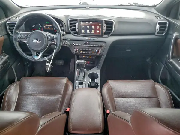 KNDPNCAC2H7083296 2017 KIA SPORTAGE - Image 8