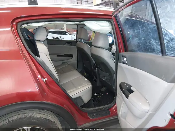 KNDPNCAC2H7099854 2017 KIA SPORTAGE - Image 8