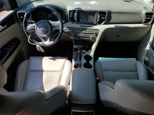 KNDPNCAC2H7106799 2017 KIA SPORTAGE - Image 8