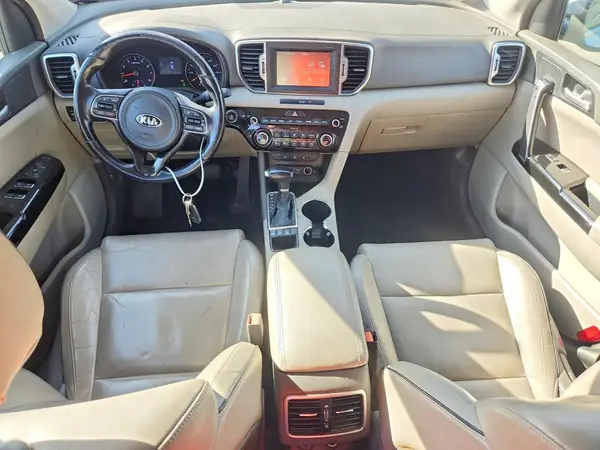KNDPNCAC2J7310850 2018 KIA SPORTAGE - Image 8