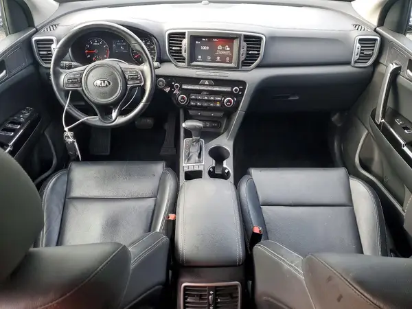 KNDPNCAC2J7311058 2018 KIA SPORTAGE - Image 8