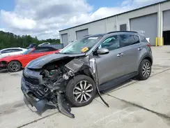 KNDPNCAC2J7354735 2018 KIA SPORTAGE