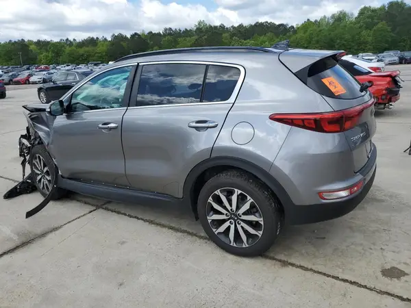 KNDPNCAC2J7354735 2018 KIA SPORTAGE - Image 2