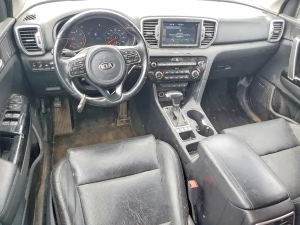 KNDPNCAC2J7356906 2018 KIA SPORTAGE - Image 8