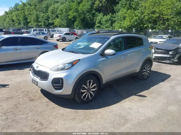 KNDPNCAC2J7422631 2018 KIA SPORTAGE - Image 2