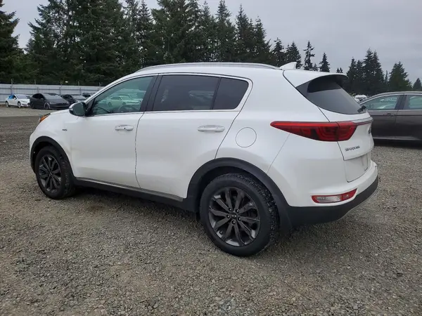 KNDPNCAC2J7425223 2018 KIA SPORTAGE - Image 2
