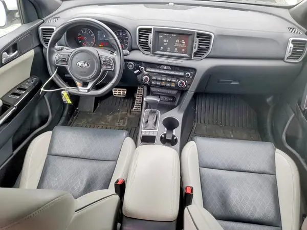 KNDPNCAC2J7425223 2018 KIA SPORTAGE - Image 8