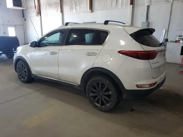 KNDPNCAC2J7442362 2018 KIA SPORTAGE - Image 2