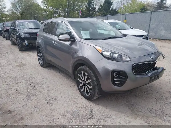 KNDPNCAC2J7462742 2018 KIA SPORTAGE - Image 1