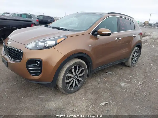 KNDPNCAC2J7471568 2018 KIA SPORTAGE - Image 2