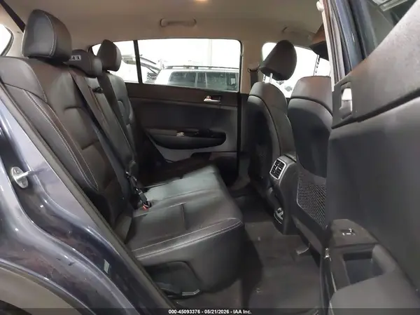 KNDPNCAC2K7548232 2019 KIA SPORTAGE - Image 8