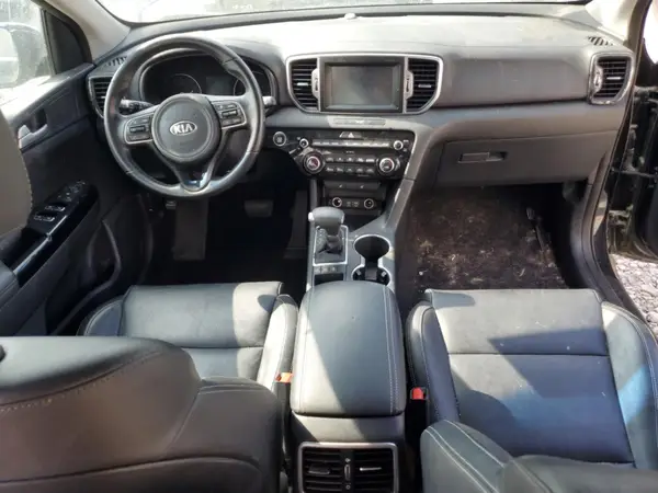 KNDPNCAC2K7586172 2019 KIA SPORTAGE - Image 8