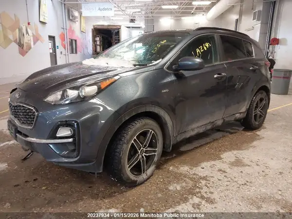 KNDPNCAC2L7683986 2020 KIA SPORTAGE - Image 2