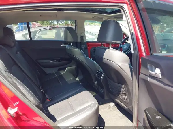 KNDPNCAC2M7857637 2021 KIA SPORTAGE - Image 8