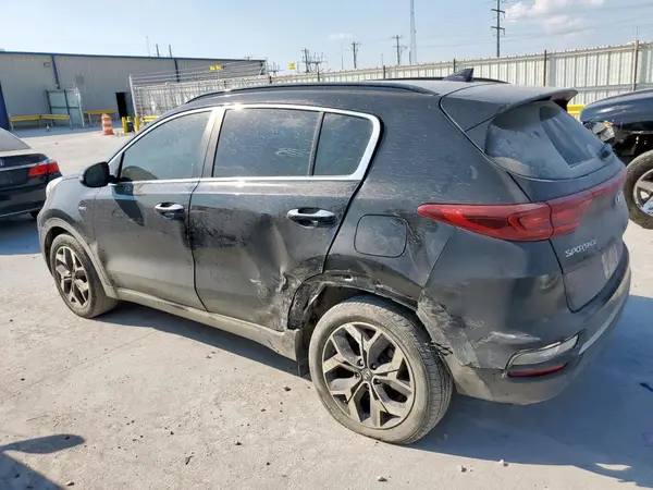 KNDPNCAC2M7877516 2021 KIA SPORTAGE - Image 2