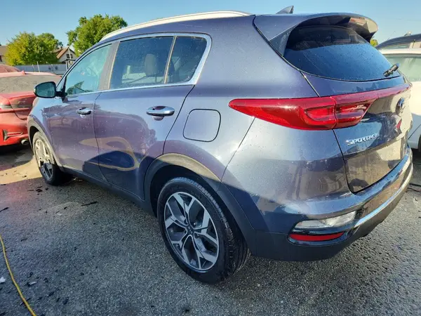 KNDPNCAC2M7921725 2021 KIA SPORTAGE - Image 2