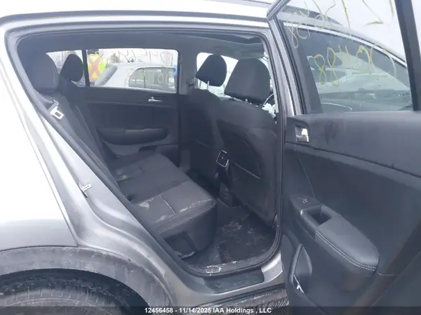 KNDPNCAC2N7001188 2022 KIA SPORTAGE - Image 8