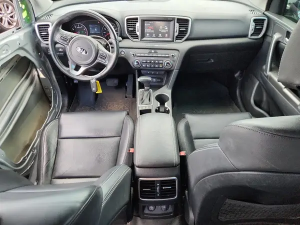KNDPNCAC3H7058178 2017 KIA SPORTAGE - Image 8