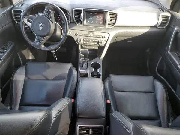 KNDPNCAC3H7091469 2017 KIA SPORTAGE - Image 8