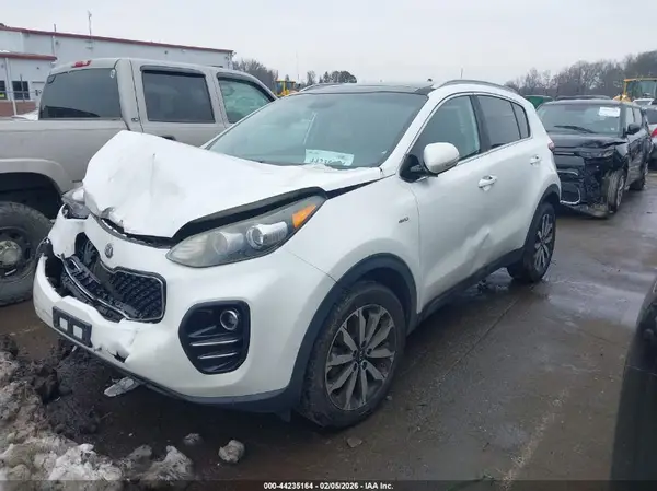 KNDPNCAC3H7170544 2017 KIA SPORTAGE - Image 2