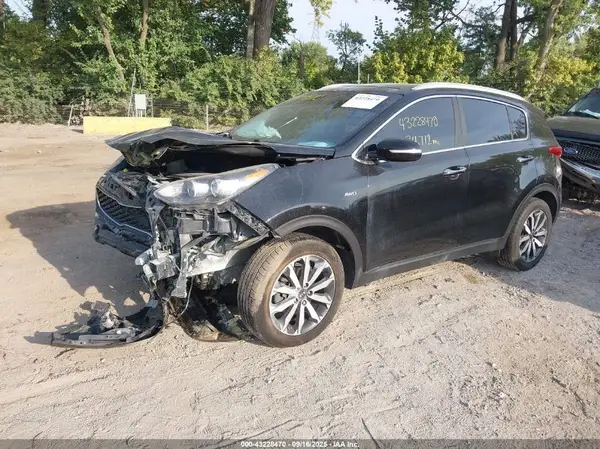 KNDPNCAC3H7177297 2017 KIA SPORTAGE - Image 2