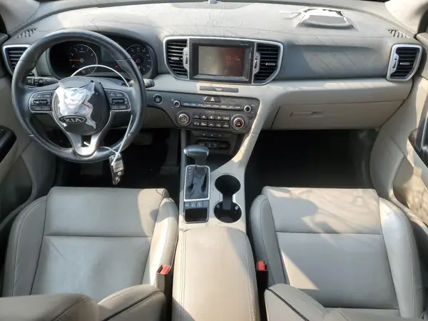 KNDPNCAC3H7177848 2017 KIA SPORTAGE - Image 8