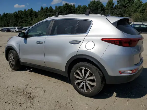 KNDPNCAC3H7189272 2017 KIA SPORTAGE - Image 2