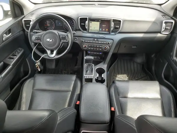 KNDPNCAC3H7202957 2017 KIA SPORTAGE - Image 8