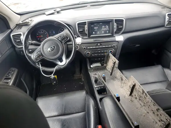 KNDPNCAC3H7257618 2017 KIA SPORTAGE - Image 8