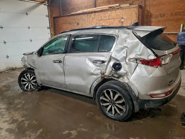 KNDPNCAC3J7310226 2018 KIA SPORTAGE - Image 2