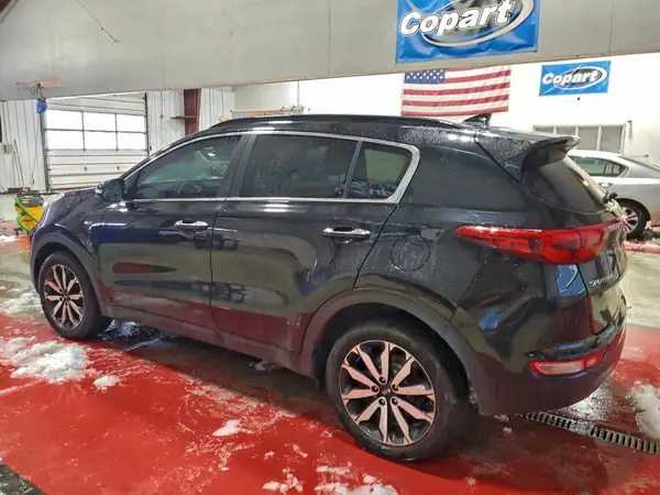KNDPNCAC3J7311196 2018 KIA SPORTAGE - Image 2