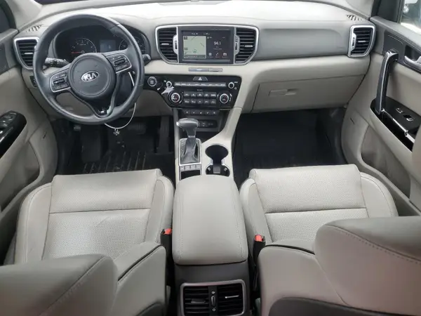 KNDPNCAC3J7329584 2018 KIA SPORTAGE - Image 8