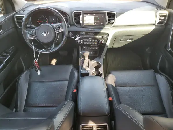 KNDPNCAC3J7353268 2018 KIA SPORTAGE - Image 8
