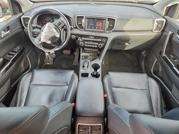 KNDPNCAC3J7353920 2018 KIA SPORTAGE - Image 8