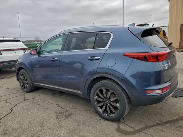 KNDPNCAC3J7410407 2018 KIA SPORTAGE - Image 2
