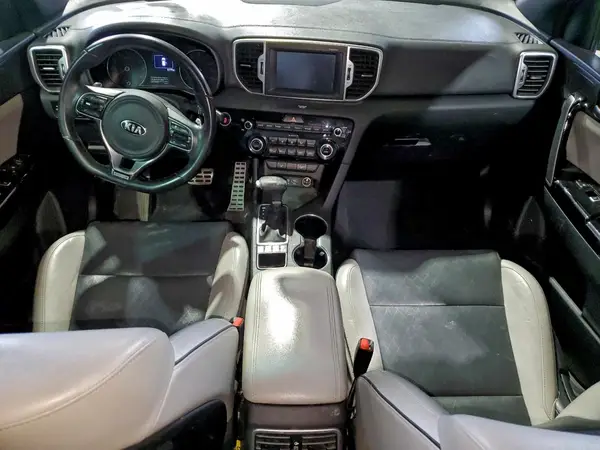KNDPNCAC3J7411217 2018 KIA SPORTAGE - Image 8