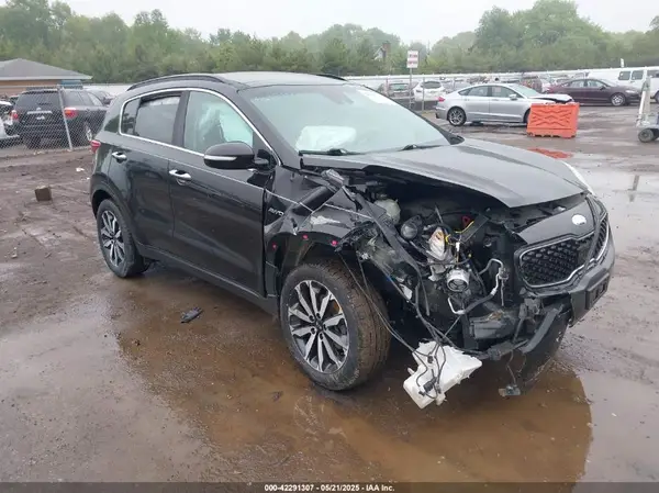 KNDPNCAC3J7422024 2018 KIA SPORTAGE - Image 1